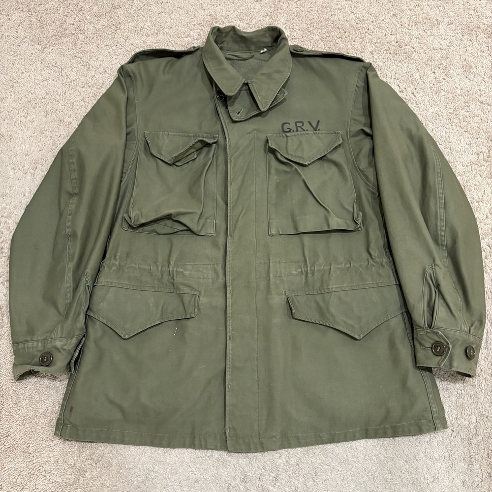Vintage WWII U.S. Army M-1943 Field Jacket Size 34R Military Olive Green 1944